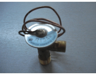 ΕΚΤΟΝΩΤΙΚΗ ΒΑΛΒΙΔΑ ΧΩΡΙΣ ΕΞΙΣΩΤΗ MO 3/8 X MO 1/2 (1.5 TON)